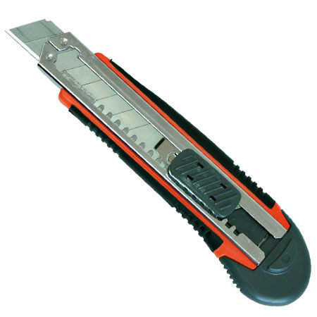 Cutter cauciucat cu ghidaj si autoblocare - 18mm x 3                                                                                                                                                                                                      
